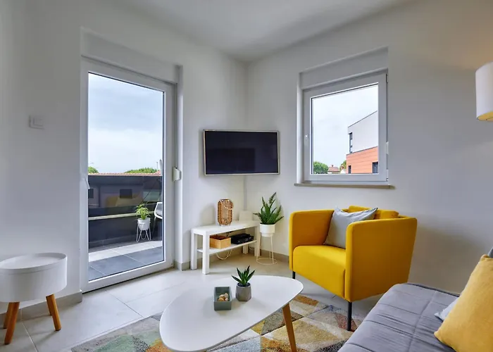 Lori By Interhome Medulin