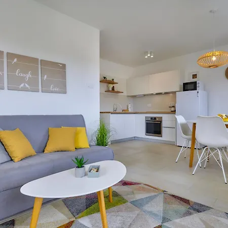 Lori By Interhome Apartment