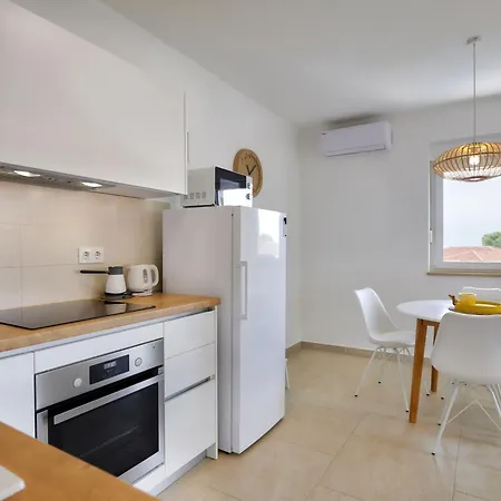 Lori By Interhome Apartment